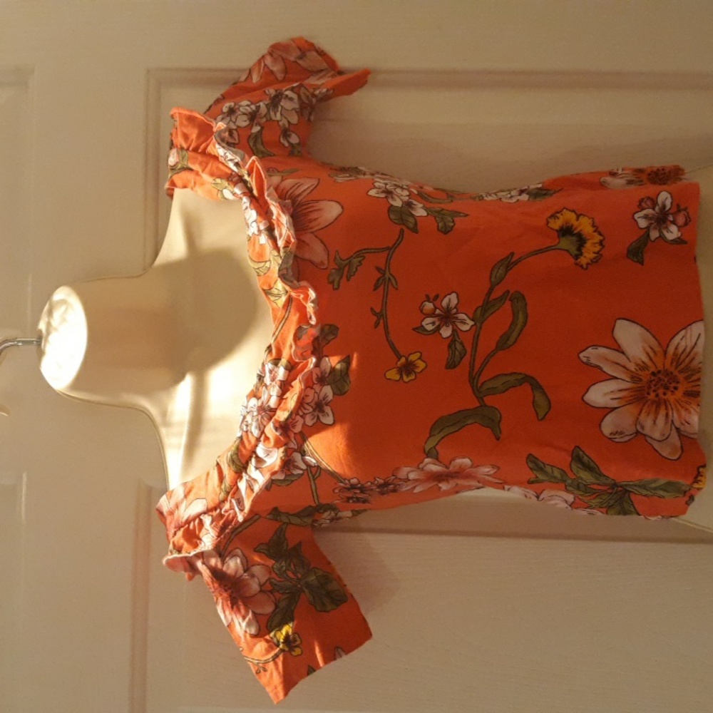 Guess floral orange floral top